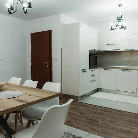 ゲストハウス Forest Bath Cajnice