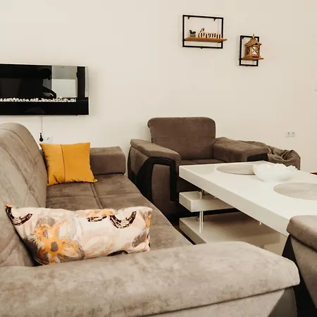 Forest Bath ゲストハウス Cajnice