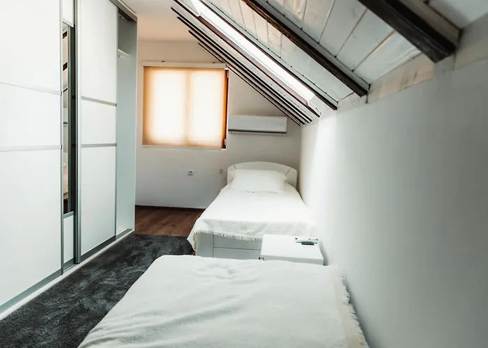 Forest Bath בית הארחה Cajnice