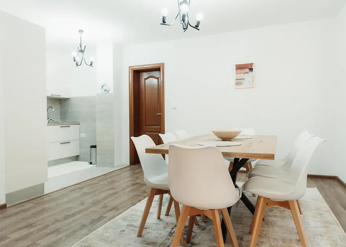 Forest Bath ゲストハウス Cajnice